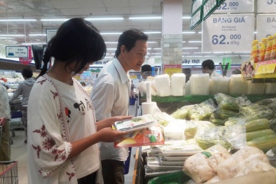 Đại gia Sài Gòn chi nửa triệu mua 1kg rong nho thay rau xanh