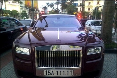 Đại gia Việt đọ Rolls-Royce triệu đô và biển số 'siêu khủng'