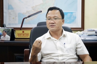 Ông Khuất Việt Hùng: 'Tôi vẫn đi làm bằng xe đạp'