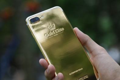 Cận cảnh những chiếc iPhone mạ vàng đã xuất hiện tại Việt Nam