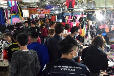 Hà Nội: Nhiệt độ giảm sâu, thị trường quần áo mùa đông tăng nhiệt
