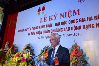 Khoa Luật ĐH Quốc Gia Hà Nội nhận Huân chương Lao động hạng Nhì