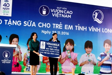 Trao tặng gần 130.000 ly sữa cho trẻ em tại Vĩnh Long