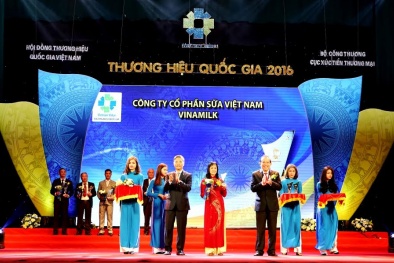 Vinamilk thương hiệu sữa duy nhất 8 năm liền được vinh danh thương hiệu Quốc gia