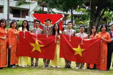 Hai em học sinh Việt Nam đạt huy chương vàng Olympic IJSO