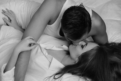 Sốc: Làm 'chuyện ấy' 2 đến 3 lần trong tuần kiếm được nhiều tiền hơn người khác?