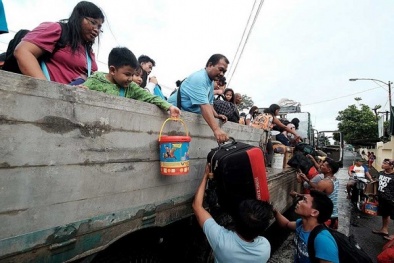 Hình ảnh siêu bão Nock-ten tàn phá Philippines