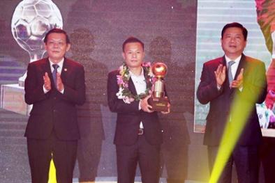 Những pha lập công đẹp mắt của Thành Lương: Quả bóng vàng Việt Nam 2016