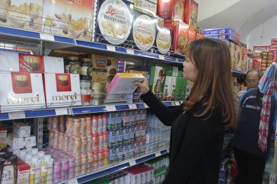 Sính bánh kẹo ngoại 'xách tay', cẩn thận mua phải hàng đội lốt