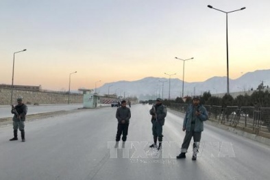Bom nổ liên tiếp gần nhà quốc hội Afghanistan, gần 70 người thương vong