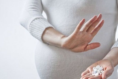 Mẹ bầu mắc bệnh đau dạ dày đừng 'dại dột' uống thuốc này