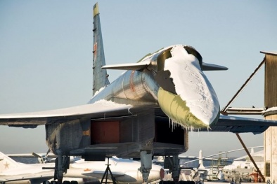 ‘Rợn tóc gáy’ với sức mạnh của máy bay đánh chặn Sukhoi T-4
