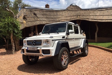 Mercedes-Maybach G650 Landaulet lộ diện trước giờ G