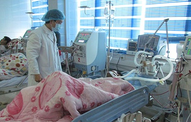 Nghi ngộ độc ở Lai Châu: Tiêu hủy gần 5.000 lít rượu ở 8 xã biên giới