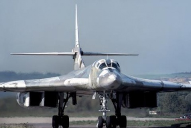 Máy bay ném bom Tu-160M2 khiến mọi lá chắn đối thủ thành “đồ chơi”
