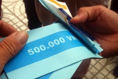 Thực hư vụ khách hàng rút tiền nhưng máy ATM nhả giấy