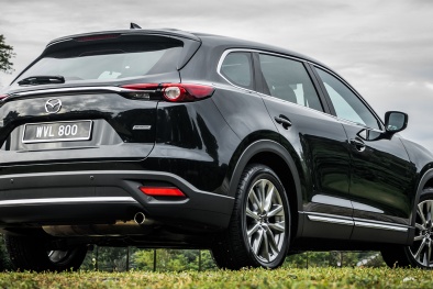Mazda CX-9 2017 bán giá 2,15 tỷ tại thị trường Việt có gì hay?