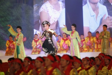 UNESCO trao bằng ghi danh di sản Văn hóa phi vật thể cho 'Tín ngưỡng thờ Mẫu Tam phủ'của người Việt