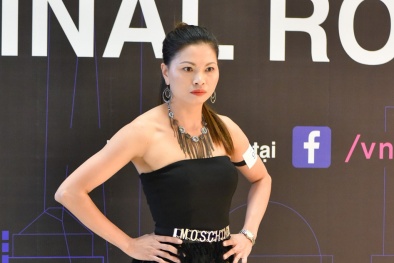 Top Model Online miền Bắc 'náo loạn' vì nữ công nhân 36 tuổi