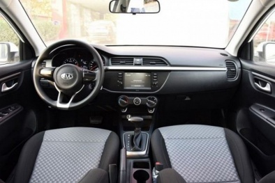 Kia K2 Cross vừa ra mắt giá chỉ dưới 300 triệu đồng có gì hay?
