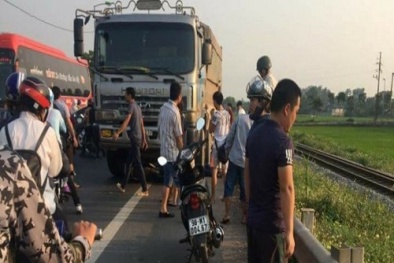 Tai nạn giao thông ngày 3/5: Bị xe tải tông trực diện, hai anh em ruột tử vong