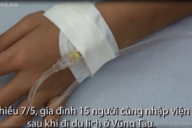 Ăn phở trong chuyến du lịch khiến 15 người nhập viện