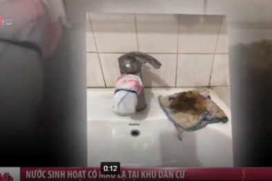 Hà Nội: Nước sinh hoạt có màu lạ