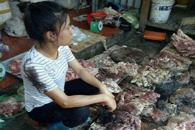 Người hất dầu luyn vào chị bán thịt lợn ở Hải Phòng có thể bị khởi kiện?