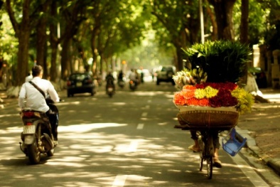 Dự báo thời tiết hôm nay ngày 13/5: Bắc Bộ nắng, Nam Bộ mưa dông