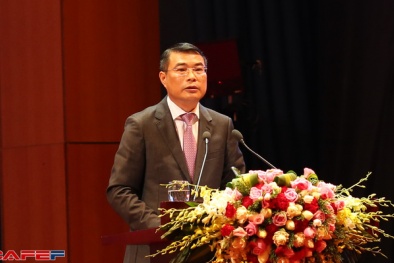 Lãi suất ở Việt Nam cao hơn nhiều nước: Thống đốc NHNN lên tiếng