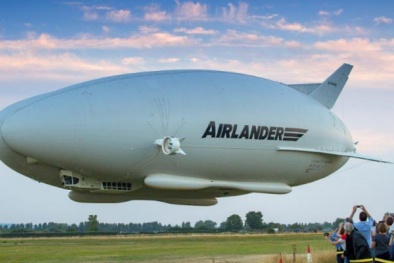 Airlander 10 - chiếc máy bay lớn nhất thế giới có gì đặc biệt?