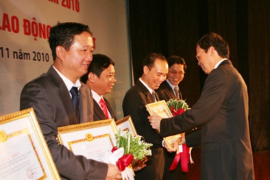 Trịnh Xuân Thanh và Tổng Công ty Xây lắp Dầu khí bị hủy bỏ các danh hiệu