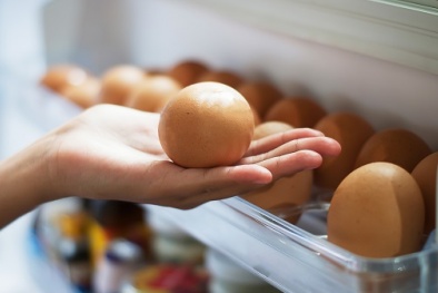 Lý do bạn tuyệt đối không nên để trứng ở cánh cửa tủ lạnh
