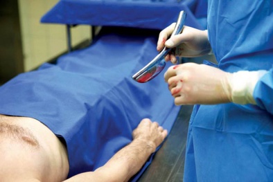 Sốc: Đã có thể khám nghiệm tử thi mà không cần 'mổ phanh' xác chết