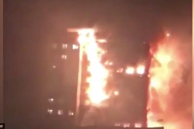 Cháy tòa tháp 27 tầng ở London: Đau xót khoảnh khắc đứa trẻ nhảy từ tầng 22 xuống