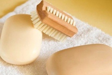 Teo da, suy gan, thận vì tắm trắng 'siêu tốc'