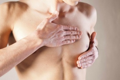 Những dấu hiệu cho thấy quý ông đã bị ung thư vú