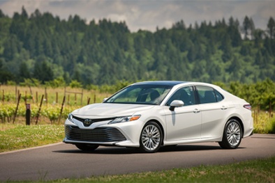 Toyota Camry 2018 vừa chốt giá khoảng 534 triệu đồng có gì hay?
