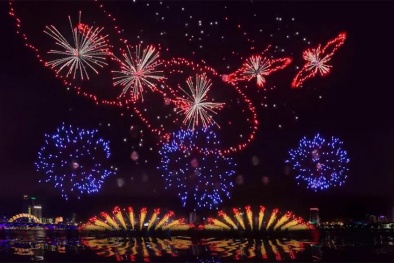 Ảo diệu những màn trình diễn pháo hoa trên máy tính 2017