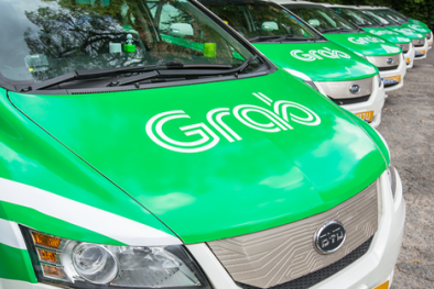 Dịch vụ đi chung xe của Grab, Uber bị Bộ Giao thông Vận tải 'tuýt còi'