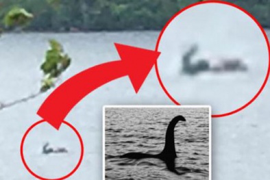 Xôn xao ảnh quái vật hồ Loch Ness ngoi hơn nửa người trên mặt nước?