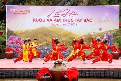 Độc đáo lễ cưới người Dao đỏ tại Không gian ẩm thực Tây Bắc Sun World Fansipan Legend