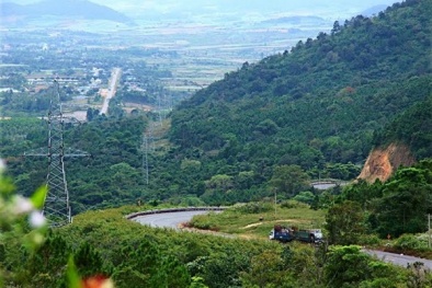 Cảnh báo giao thông: 'Thần Chết' chực chờ nơi cung đèo nguy hiểm bậc nhất Tây Nguyên