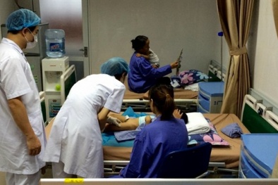 Y sĩ liên quan đến vụ khiến hàng loạt trẻ em Hưng Yên bị sùi mào gà sẽ bị xử lý như thế nào?