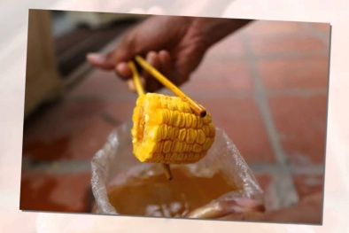 Nguy cơ ngộ độc chì nặng do ăn...ngô luộc vỉa hè
