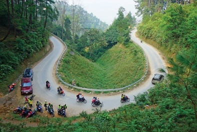 Cảnh báo giao thông: Tài xế khiếp đảm khi qua cung đường đèo Yên Minh