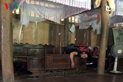 Sơn La: Lạ kỳ loạt chục người mê sảng, mộng du, nhảy múa suốt ngày