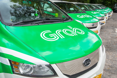 Bị ‘hành’ chóng mặt, tài xế bỏ Uber và Grab về với taxi truyền thống