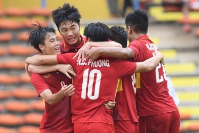 Công Phượng tỏa sáng rực rỡ, U22 Việt Nam đại thắng 4 - 1 trước U22 Campuchia