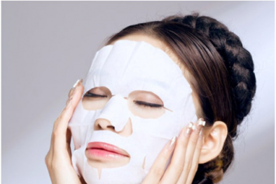 Mặt nạ giấy làm trắng giá rẻ chứa chất độc hại có thể khiến mặt bạn 'biến dạng'